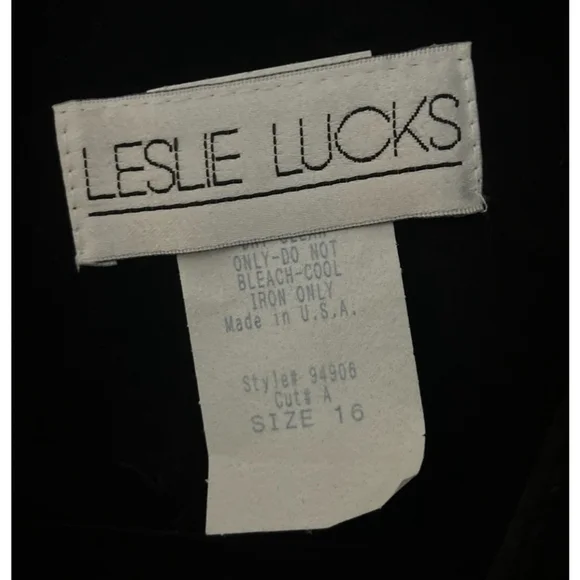 Leslie Lucks, Vintage & Velvet Black Dress with Gold Color Accents, SZ: 16 - Picture 3 of 9